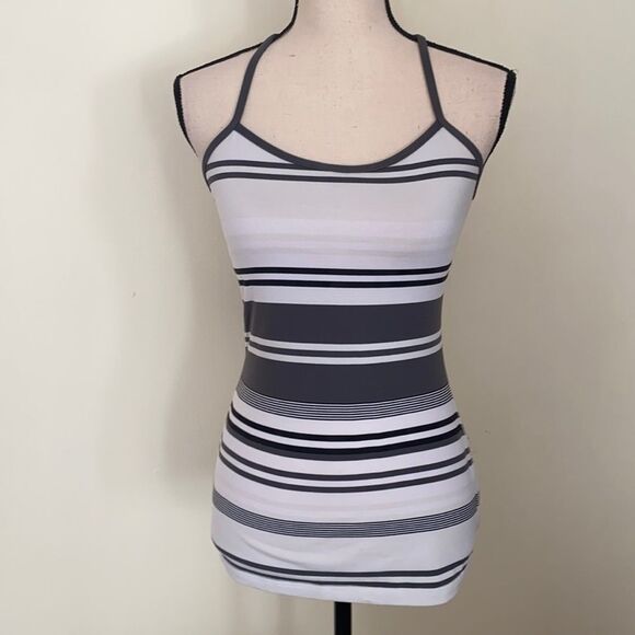 Lululemon Power Y Tank Top Size 4 - Picture 2 of 12